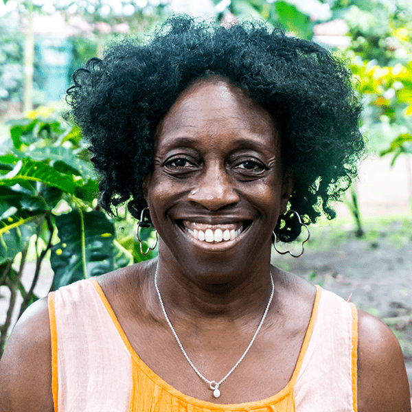 Vickie Torrey headshot